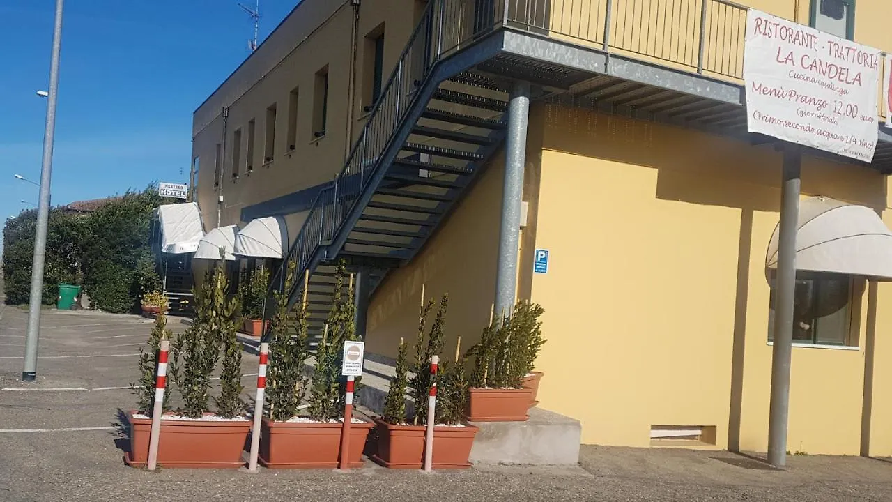 Hotel La Candela إيمولا